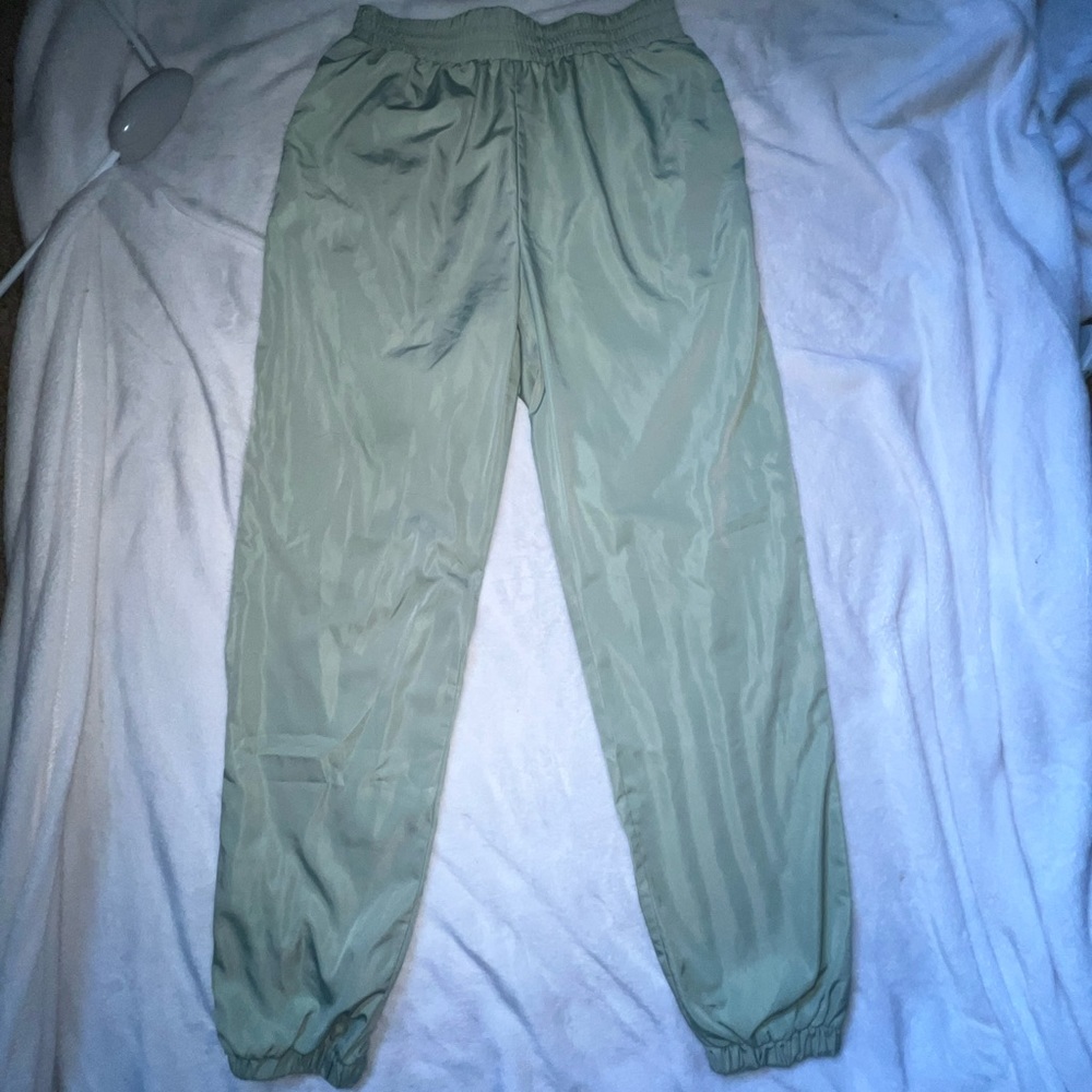 Fashion nova green joggers